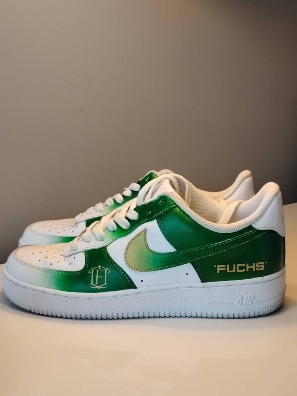 Nike Men's White Custom Green and Gold Low-Top Sneakers 11.5 Fuchs